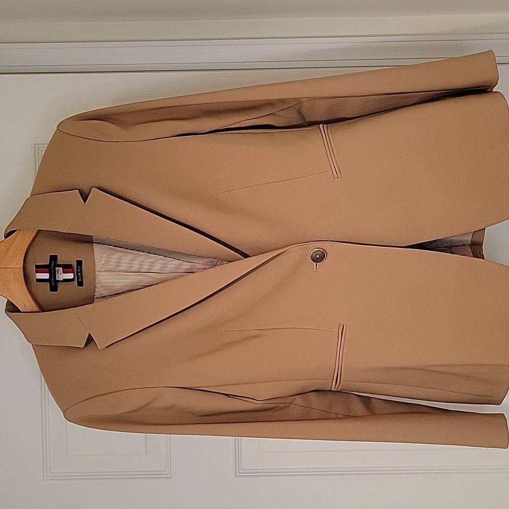 Tommy Hilfiger Tan Slim Fit Blazer w/ Gold Accented Buttons - Picture 5 of 8